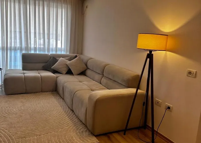 Deivis Apartment
